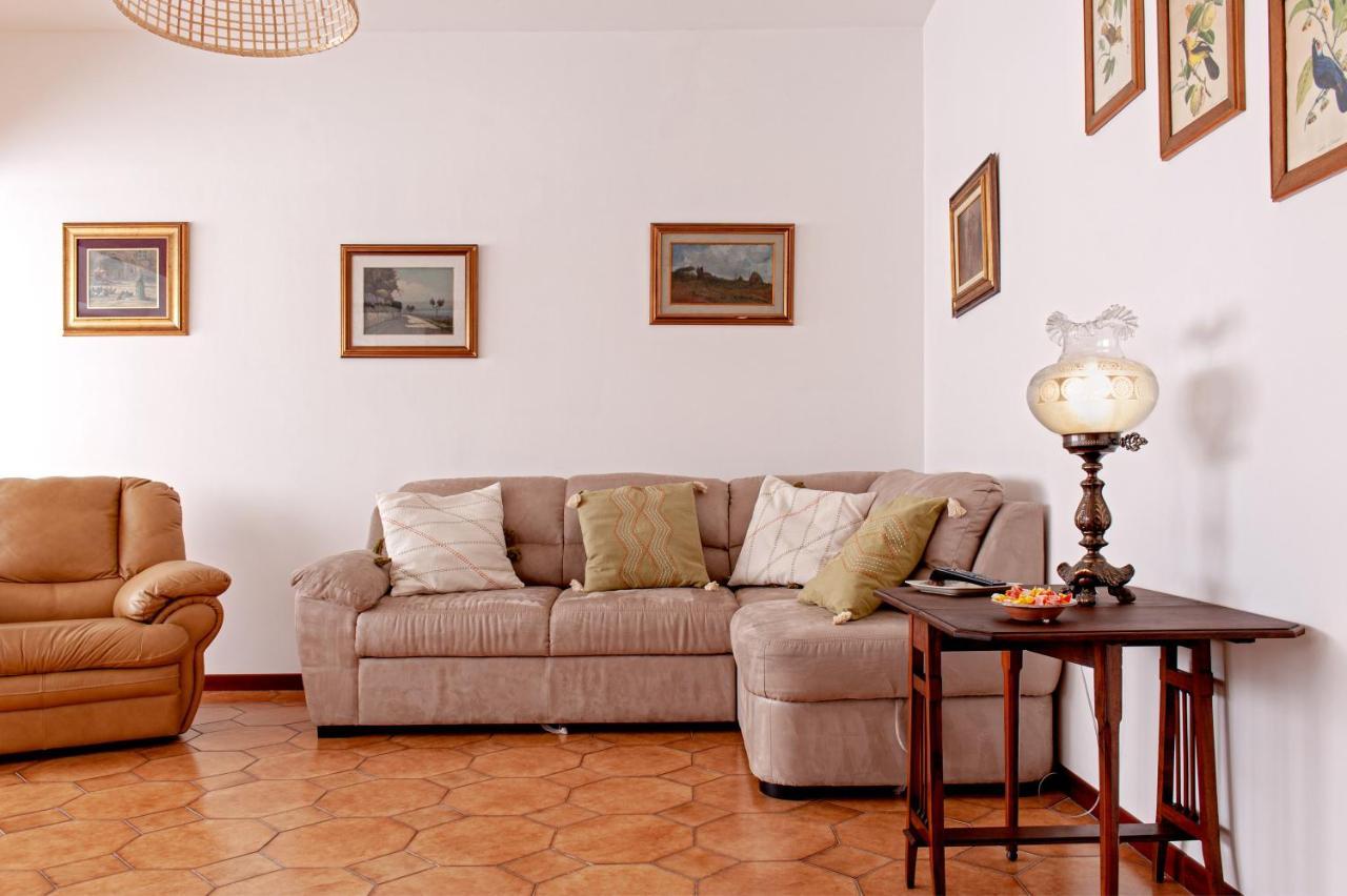 리보르노 Casina Di Liliana 아파트 외부 사진