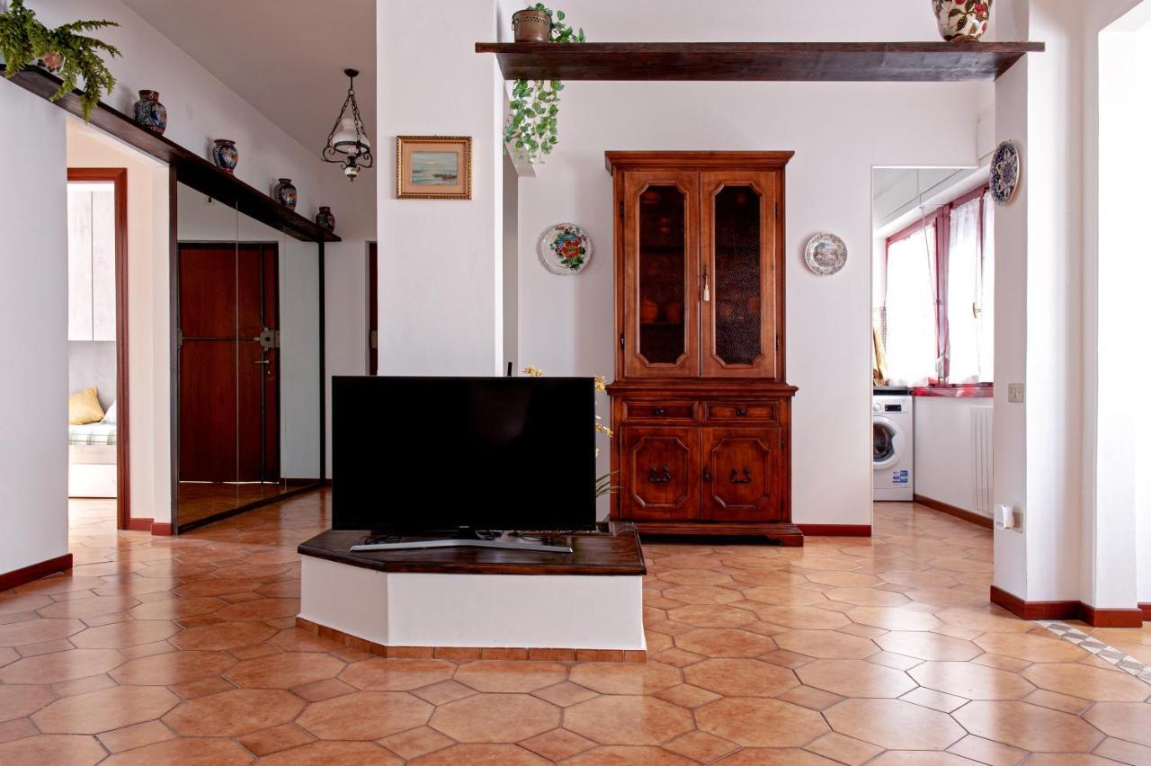 리보르노 Casina Di Liliana 아파트 외부 사진